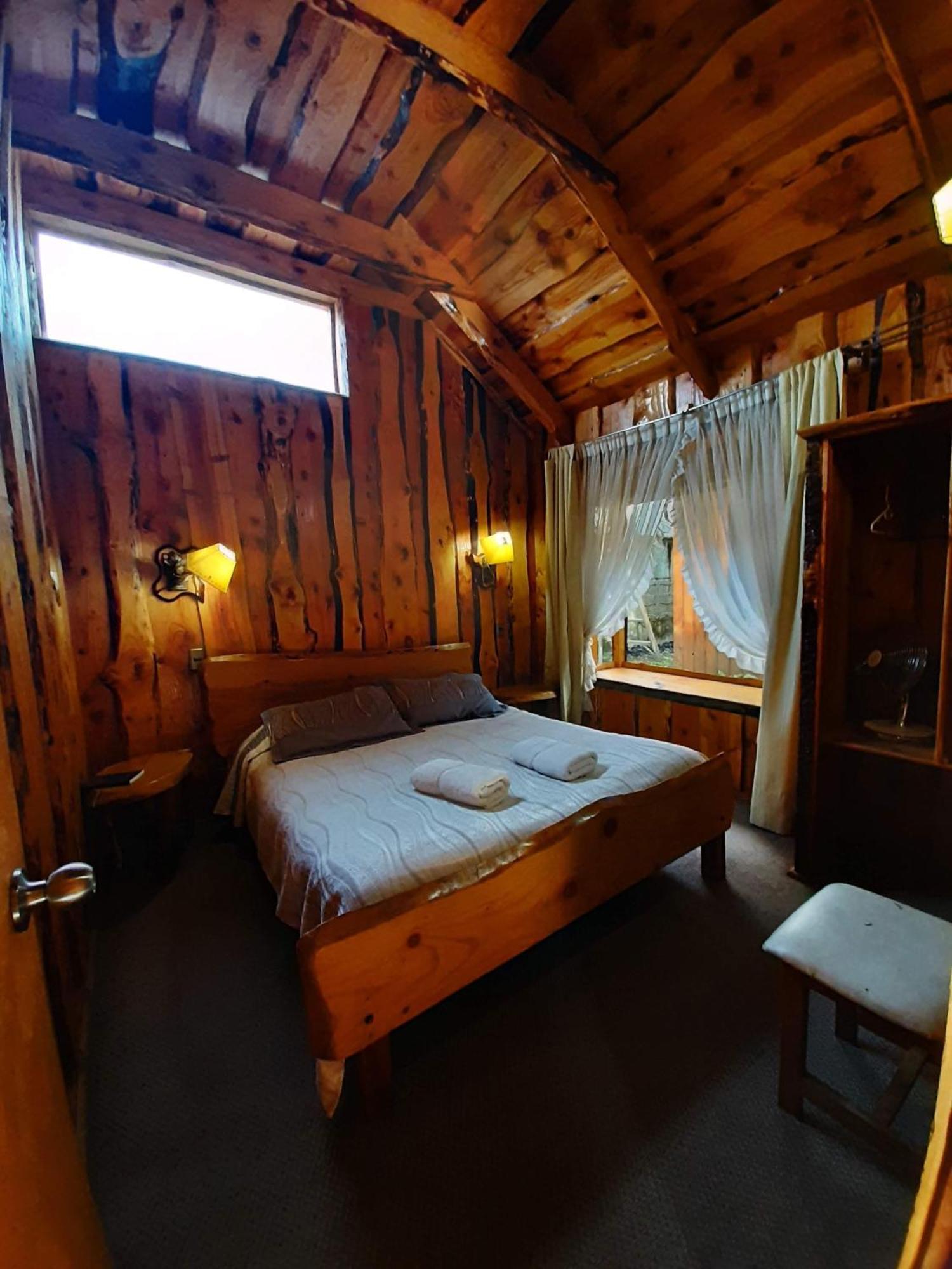 Hosteria-Cabanas Rucapillan Choshuenco Eksteriør billede